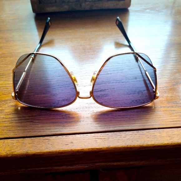 💖💖 Elegant Marc Jacobs Sunglasses 😎 🕶🎩 - Picture 3 of 3